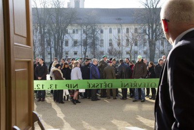 Dětské oddělení, které se bude komplexně zabývat následnou intenzivní péčí, dnes slavnostně otevřeli ve Vojenské nemocnici v Olomouci. Specializované pracoviště je jediné svého druhu v České republice.