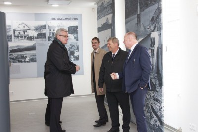 Vedení Olomouckého kraje uctilo památku obětí javoříčské a zákřovské tragédie