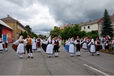 V Doloplazech proběhla tradiční Jízda králů