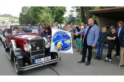 Hejtman Ladislav Okleštěk odstartoval Rallye na pohodu