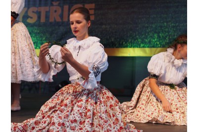 Hejtman Ladislav Okleštěk se zúčastnil mezinárodního folklorního festivalu ve Velké Bystřici