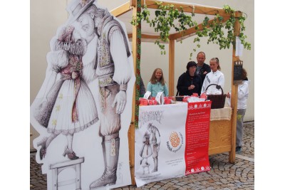 Hejtman Ladislav Okleštěk se zúčastnil mezinárodního folklorního festivalu ve Velké Bystřici