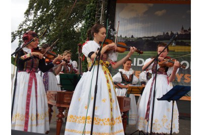 Hejtman Ladislav Okleštěk se zúčastnil mezinárodního folklorního festivalu ve Velké Bystřici