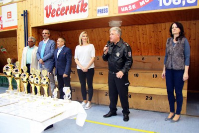 Kostelec na Hané hostil Mezinárodní policejní turnaj v sálové kopané