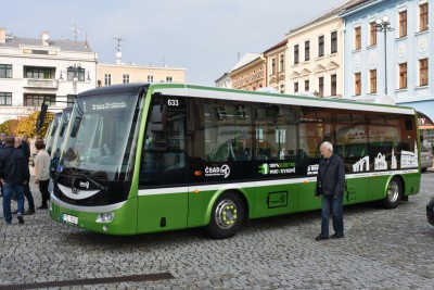 Hranice mají plně elektrifikovanou MHD. Jako první v zemi