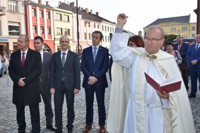 Hranice mají plně elektrifikovanou MHD. Jako první v zemi