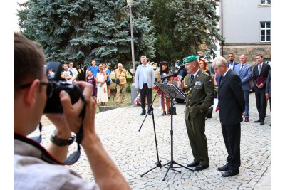 Pamětní deska k 50. výročí okupace země armádami Varšavské smlouvy