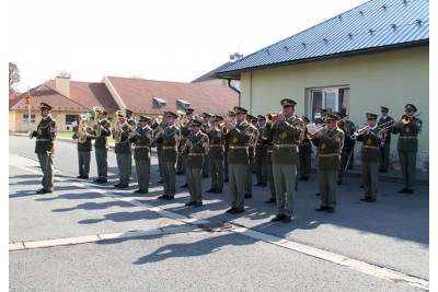 Slavnostní odhalení pomníku válečným veteránům