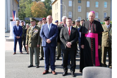 Slavnostní odhalení pomníku válečným veteránům