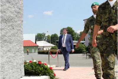 Den ozbrojených sil