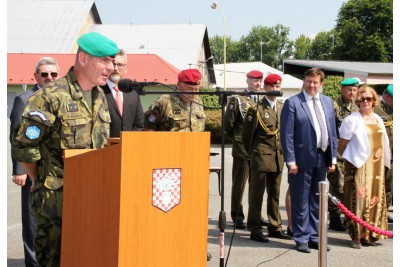 Den ozbrojených sil