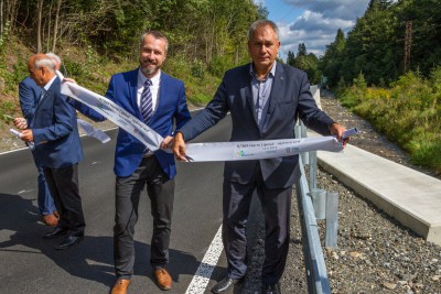  Další ze silnic na severu regionu je díky krajským penězům bezpečnější 