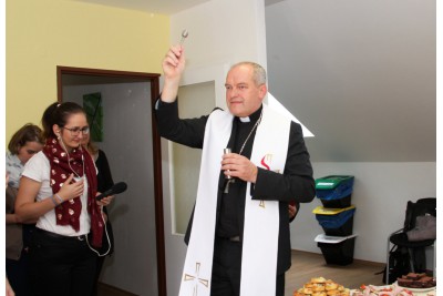 Slavnostní žehnání nových prostor zázemí hospicové péče Caritas v Olomouckém kraji 