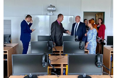 Školáky v Náměšti přivítala zrekonstruovaná škola