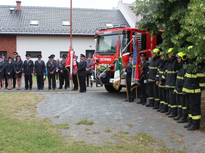 Radslavičtí dobrovolní hasiči mají nové zásahové auto