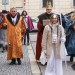 Tři králové, hejtman, primátor a biskup, popřejí šťastný nový rok před katedrálou i na náměstí