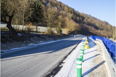 Oprava důležité cesty skončila. Dohlíželi na ni biologové