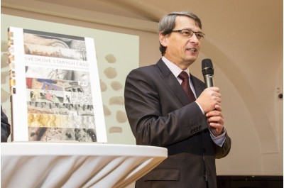 Olomoucký kraj představil novou publikaci Svědkové starých časů