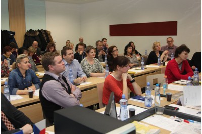 Kariéroví poradci diskutovali se zástupci firem v Olomouci