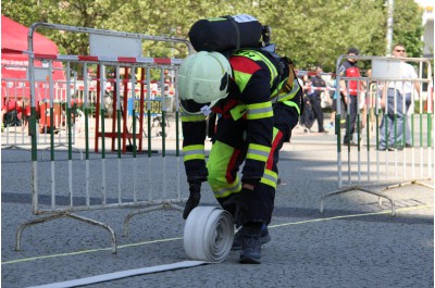 Hejtman Rozbořil zahájil soutěž Nejtvrdší hasič přežije