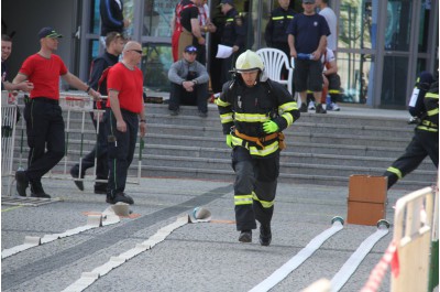 Hejtman Rozbořil zahájil soutěž Nejtvrdší hasič přežije