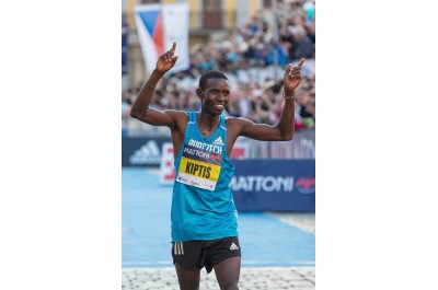 Mattoni 1/2Maraton Olomouc přivítá šampiony. Na Hanou přijedou rekordmani závodu     foto: RunCzech