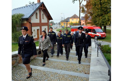 Dobrovolní hasiči z Rokytnice u Přerova mají nové auto          Foto: Jan Teimer