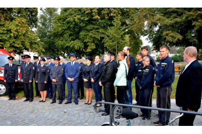 Dobrovolní hasiči z Rokytnice u Přerova mají nové auto          Foto: Jan Teimer