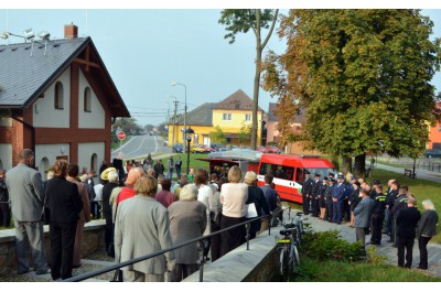 Dobrovolní hasiči z Rokytnice u Přerova mají nové auto          Foto: Jan Teimer