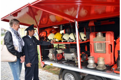 Dobrovolní hasiči z Rokytnice u Přerova mají nové auto          Foto: Jan Teimer
