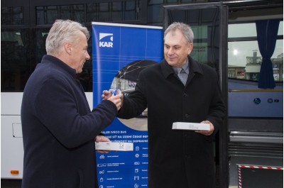 Olomoucký kraj pořídil speciální autobus. Využijí ho hlavně příspěvkové organizace a neziskovky