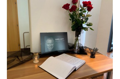 Poslední vzkaz Mistrovi - hejtmanství lidem nabídne kondolenční knihu