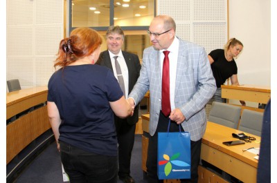 Z Olomouce až na konec světa. Úředníci šlápli do pedálů