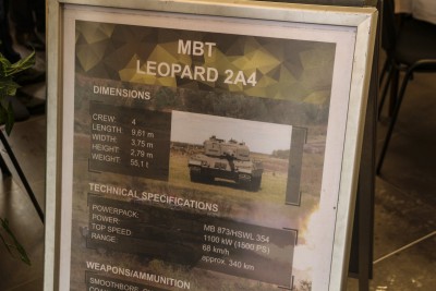 Tankisté mají prvního Leoparda. Ocelová pěst posílí