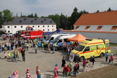 Hejtman Rozbořil pokřtil knihu o dobrovolných hasičích Olomouckého kraje