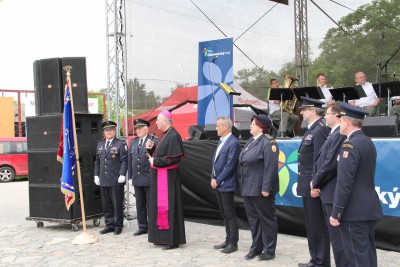 Hejtman Rozbořil pokřtil knihu o dobrovolných hasičích Olomouckého kraje