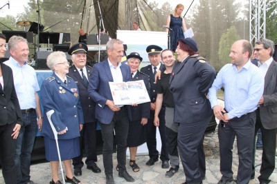 Hejtman Rozbořil pokřtil knihu o dobrovolných hasičích Olomouckého kraje