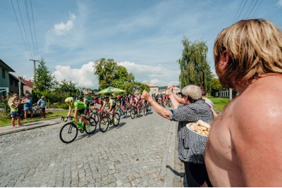 Czech Cycling Tour vyhrál Ital Ulissi, nejlepším z domácích jezdců je Karel Hník na čtvrtém místě