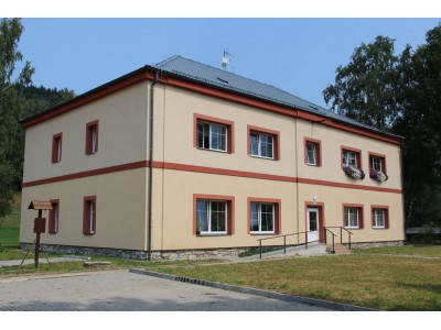 Lipová-lázně - budova bývalé mateřské školky